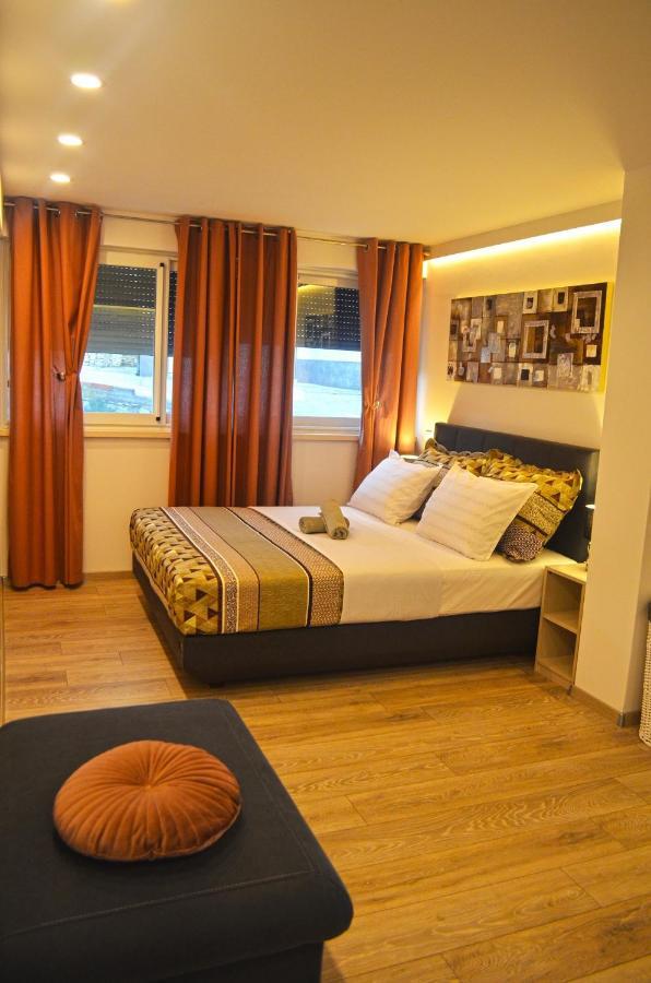 Apartments Rina - Kneze Račišće Bagian luar foto