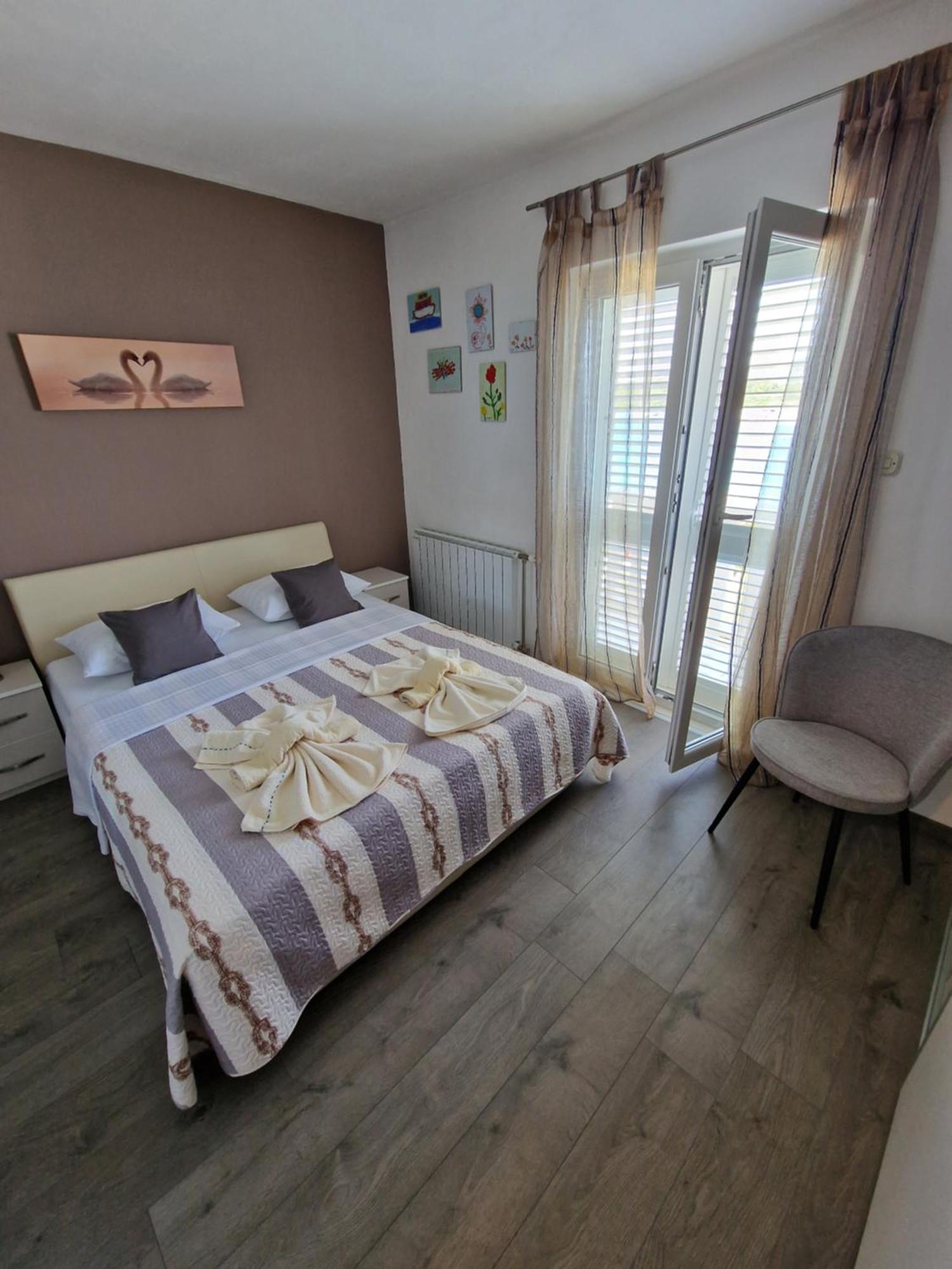 Apartments Rina - Kneze Račišće Ruang foto